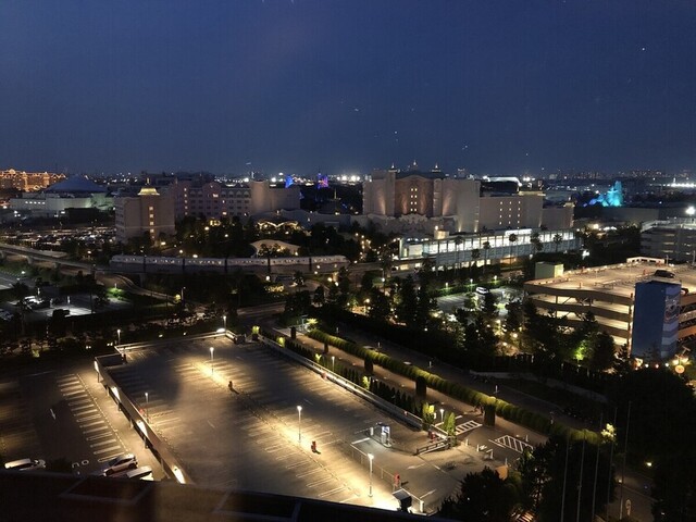 夜間